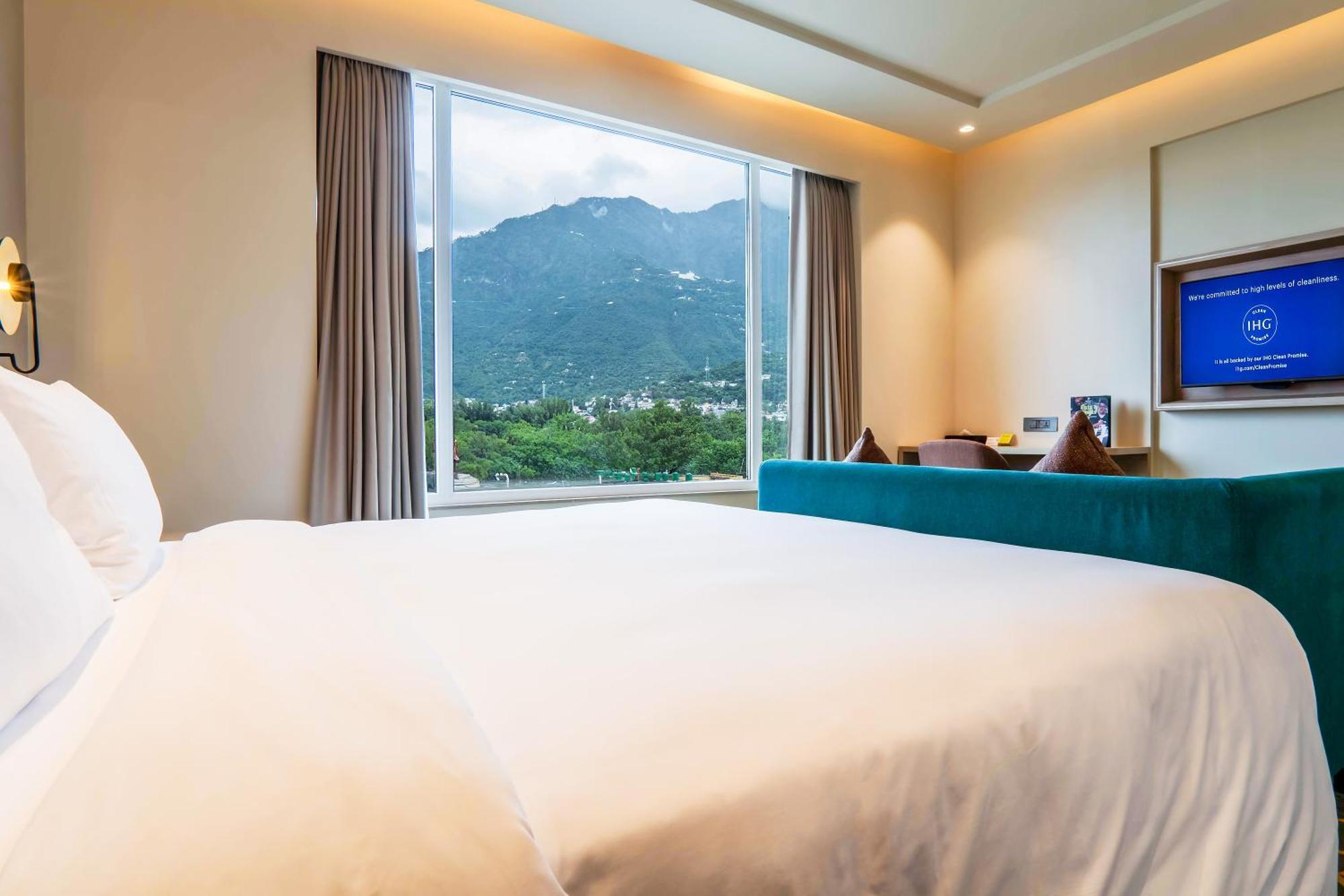 Holiday Inn Katra Vaishno Devi By Ihg Kültér fotó